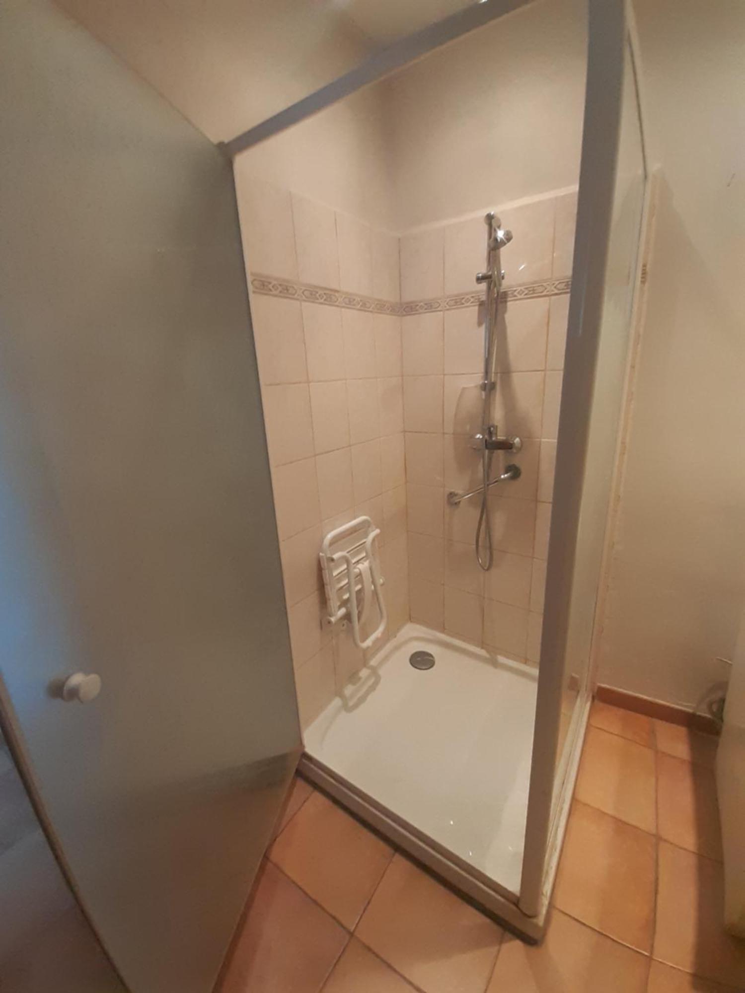 Apt En Luberon Appartement 3 Chambres Et Garage Privee מראה חיצוני תמונה